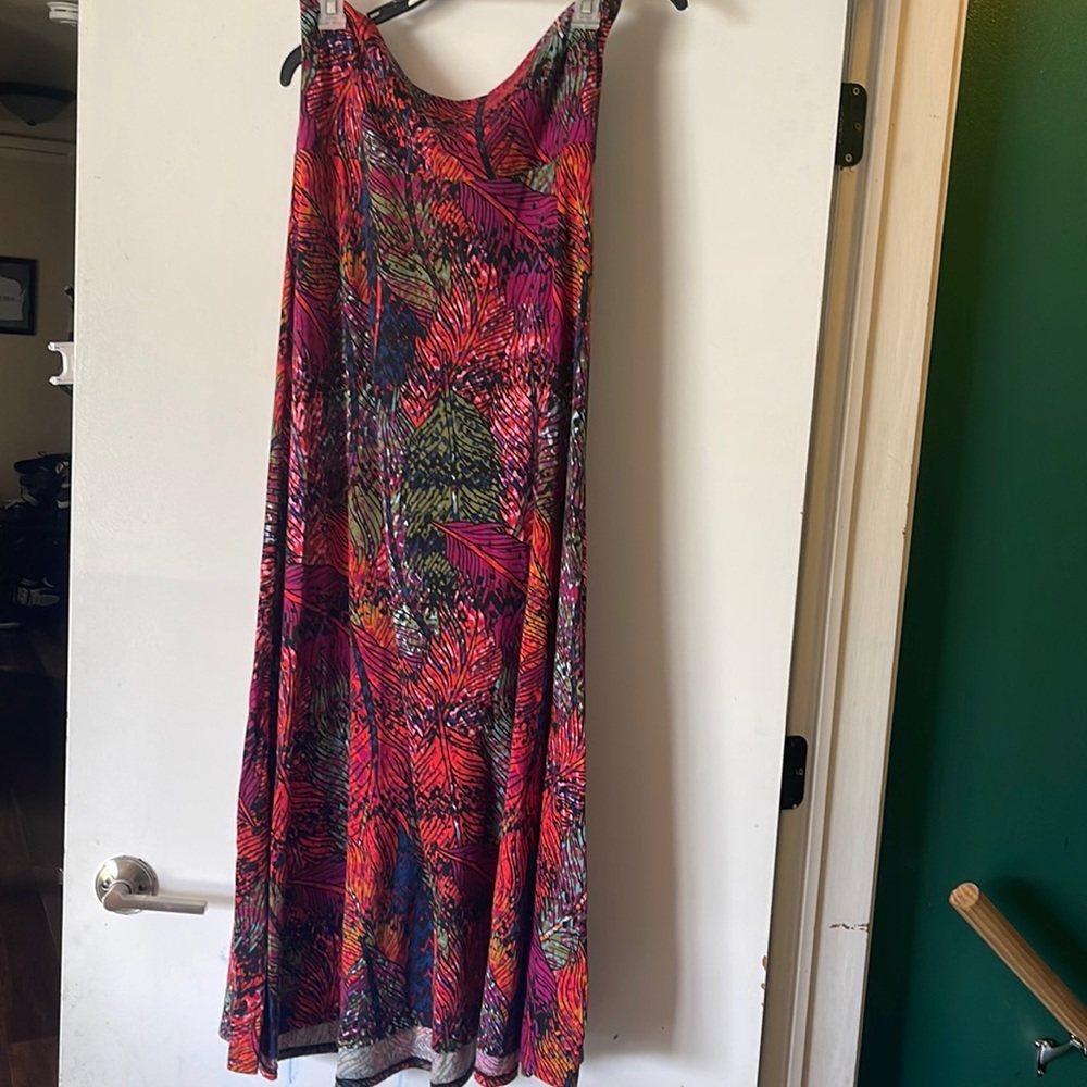 Feather maxi